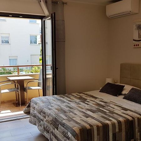 Apartments Alea 罗维尼 外观 照片