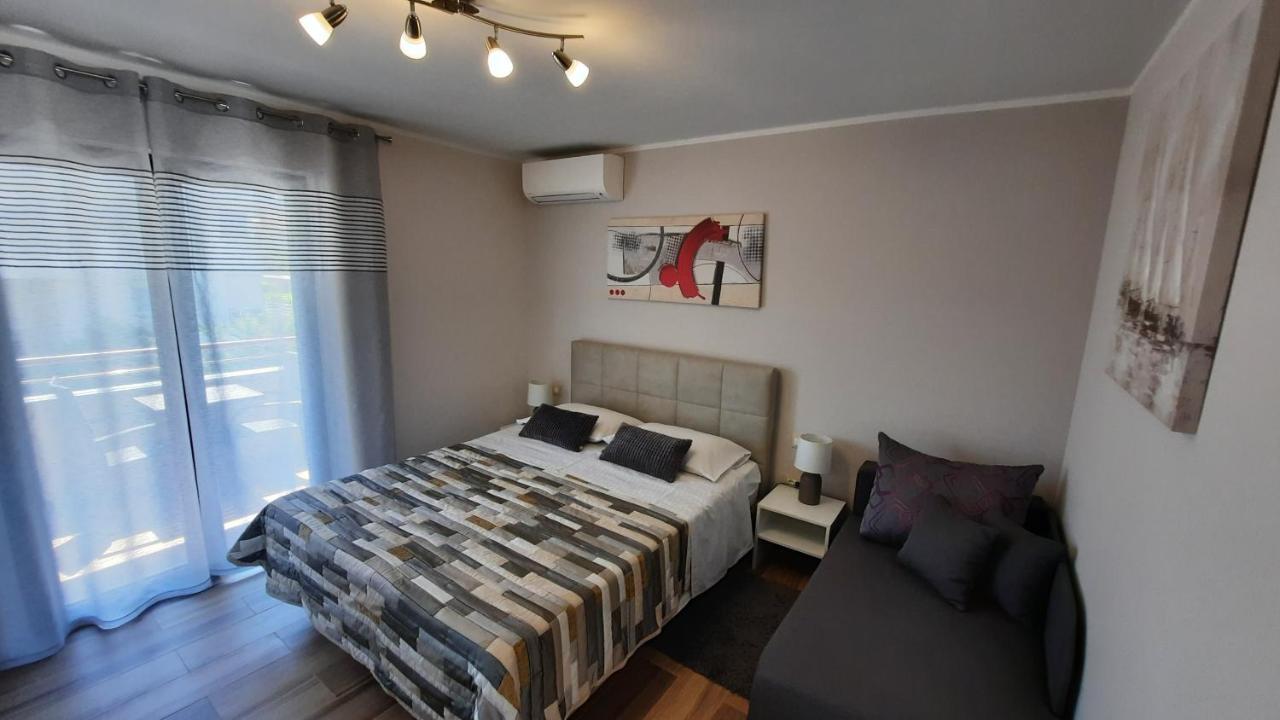 Apartments Alea 罗维尼 外观 照片