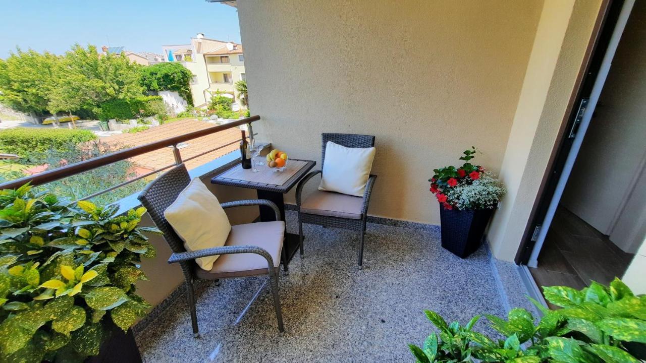 Apartments Alea 罗维尼 外观 照片